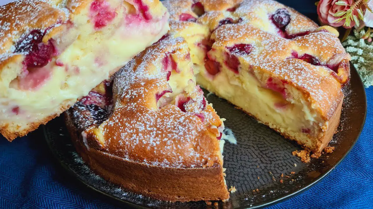 Blitz Kirschkuchen mit Vanillepudding, Fruchtig, saftig und wahnsinnig ...
